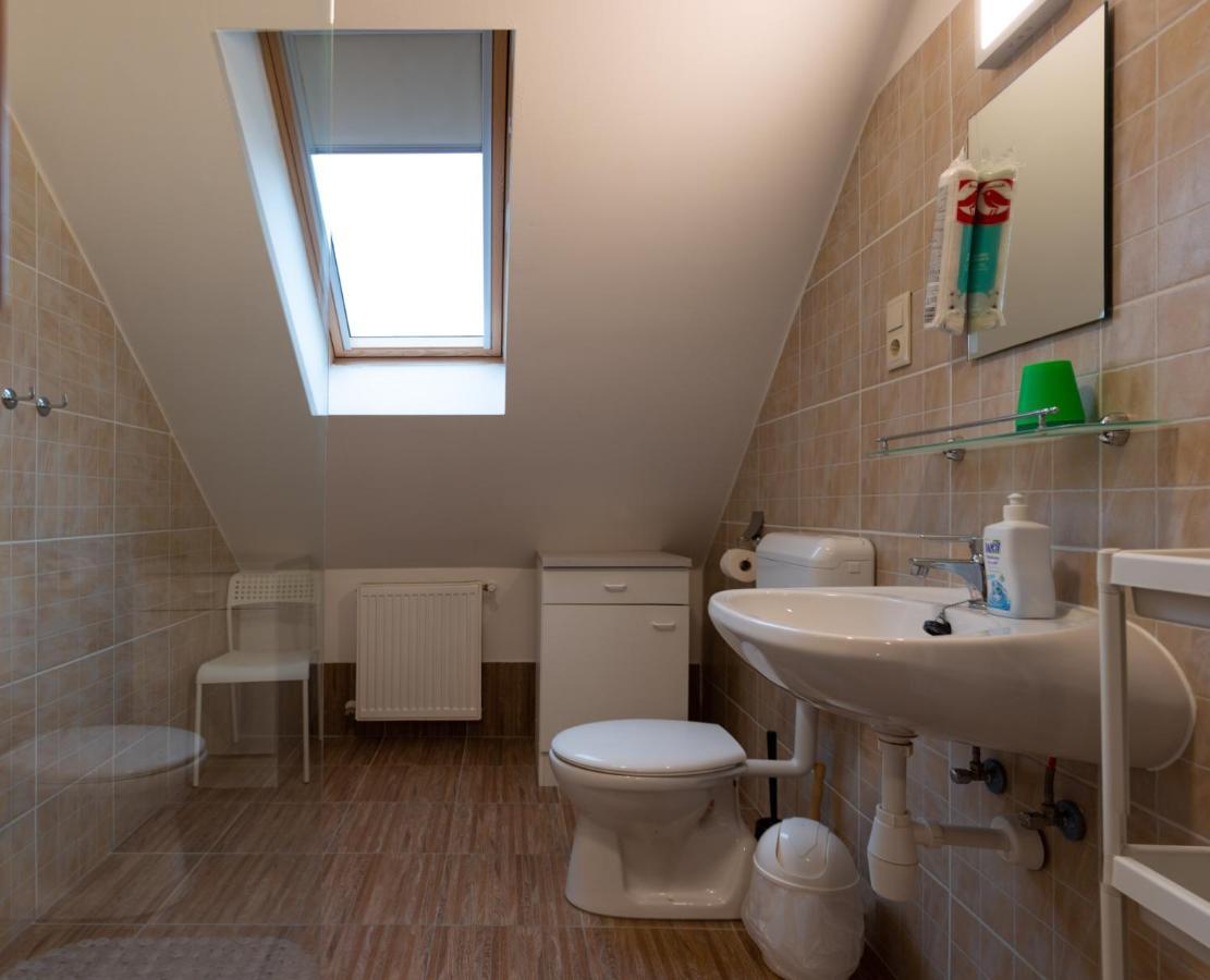 Poroszlay Apartman Debrecen Exterior foto