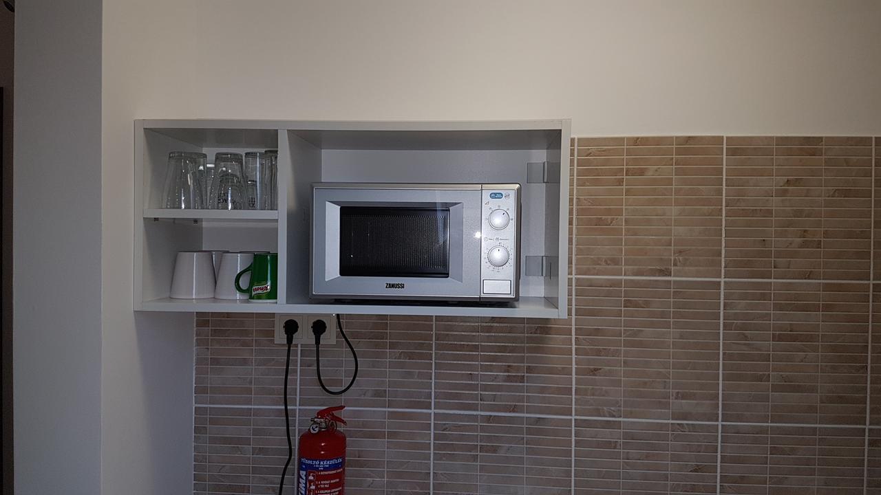 Poroszlay Apartman Debrecen Exterior foto